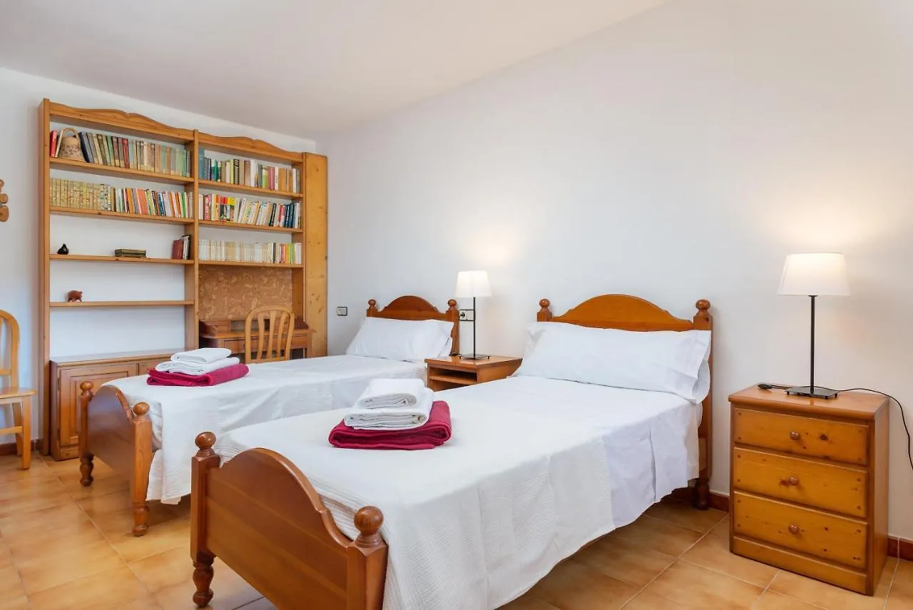 New! Villa Can Pere For 10 People With Pool And Panoramic Views Es Capdella