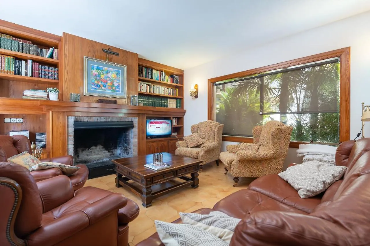 New! Villa Can Pere For 10 People With Pool And Panoramic Views Es Capdella