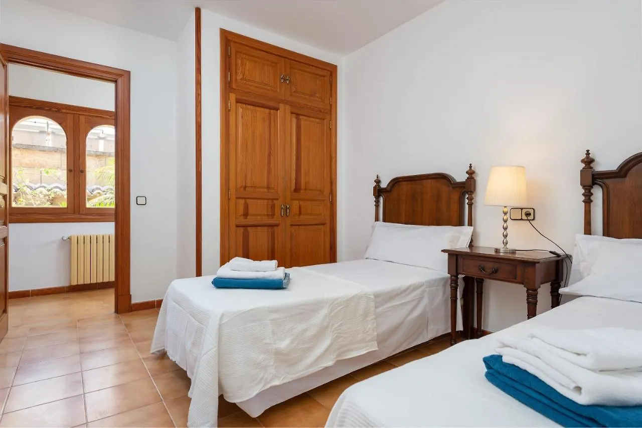 New! Villa Can Pere For 10 People With Pool And Panoramic Views Es Capdella